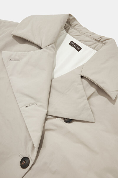 BEIGE COAT 10
