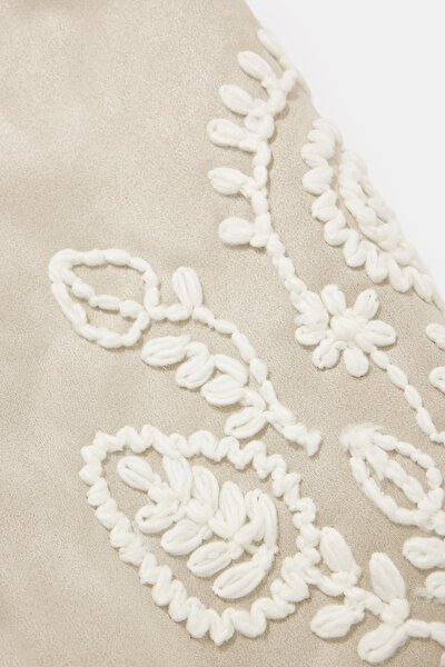 BEIGE REEFER JACKET 4