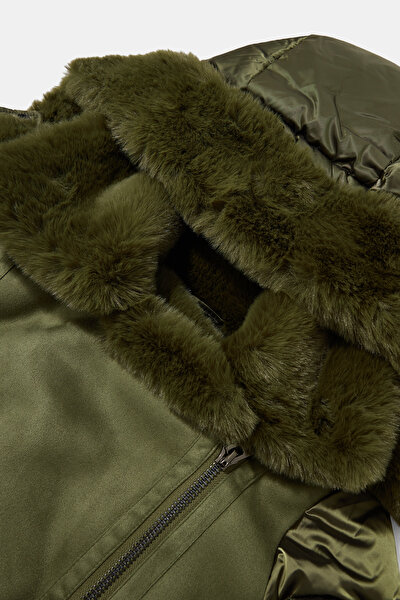 KHAKI COAT 3