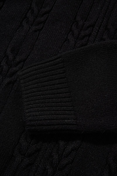 BLACK KNITTING DESIGN TRICOT 4
