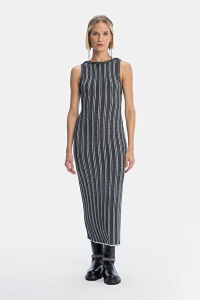 SILVER SLEEVELESS DRESS 5
