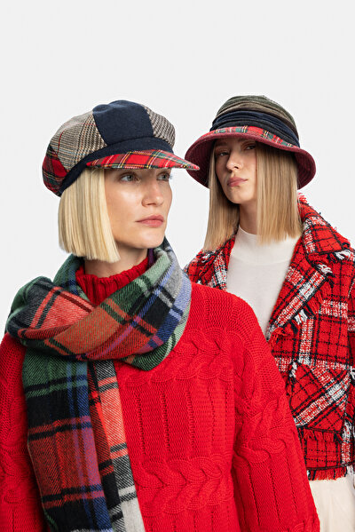 RED UPRIGHT COLLAR 13