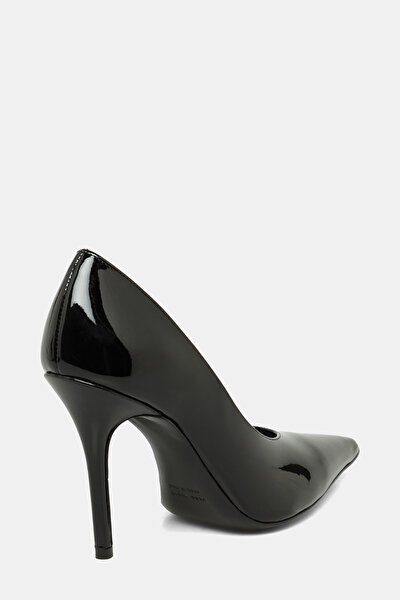 BLACK SHOE 3