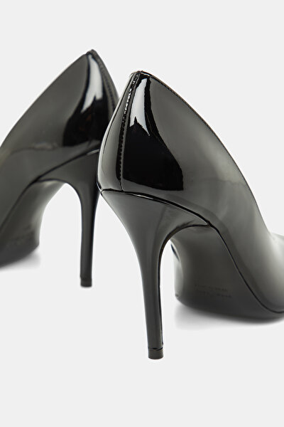 BLACK SHOE 5
