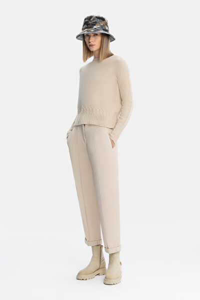 BEIGE BASIC / ROUND NECKLINE 4