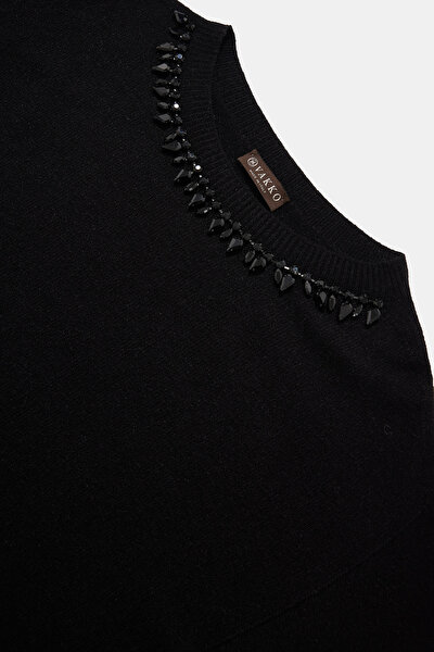 BLACK BASIC / ROUND NECKLINE 3