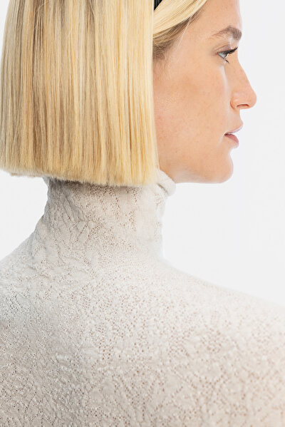 ECRU UPRIGHT COLLAR 4