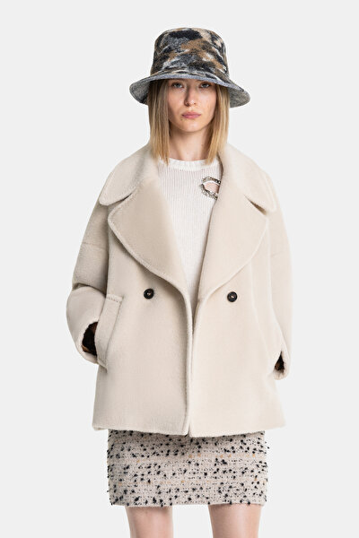BEIGE REEFER JACKET 4