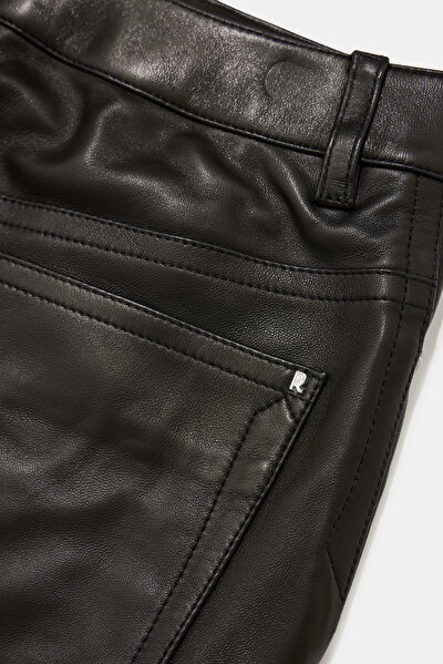 BLACK TROUSERS 4