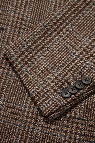 GREY JACKET 10