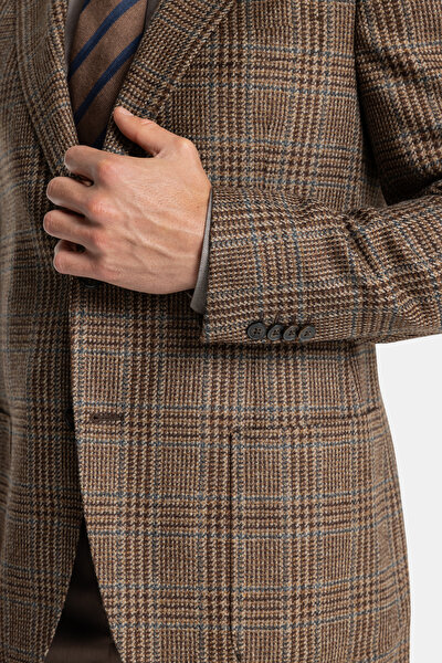 GREY JACKET 4