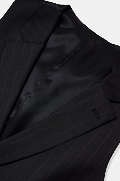 BROWN WOOL SUIT 14