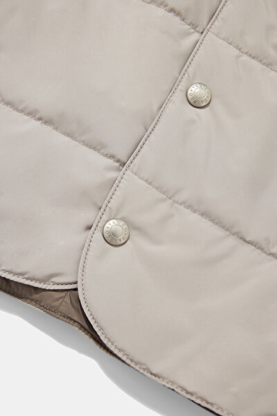 BEIGE VEST 4
