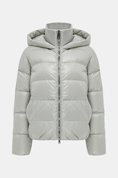 GREY COAT 8