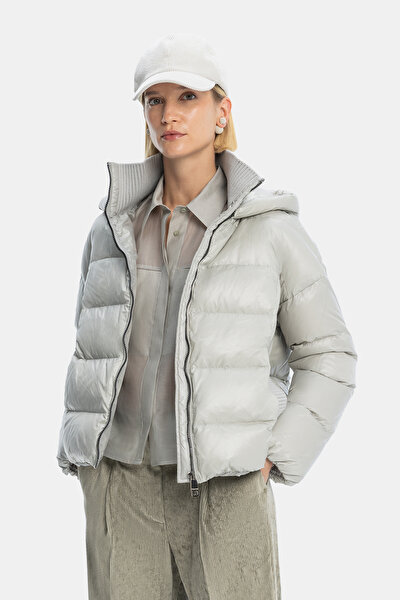 GREY COAT 5
