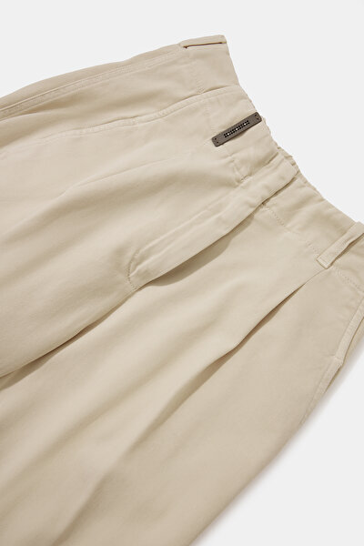 BEIGE TROUSERS 8