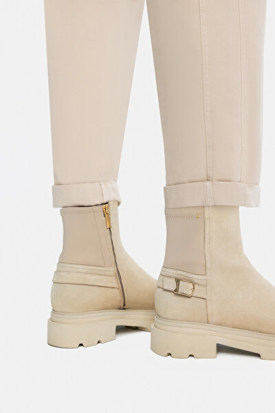 BEIGE TROUSERS 5