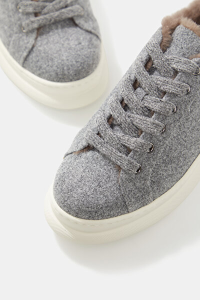 GREY SNEAKER 4