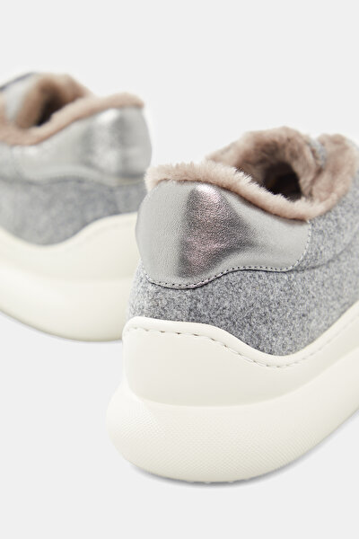 GREY SNEAKER 5