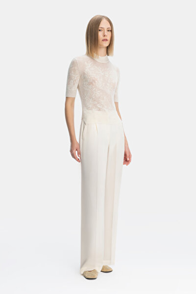 ECRU BASIC / ROUND NECKLINE TRICOT 4