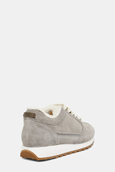 GREY SUEDE SNEAKER 3