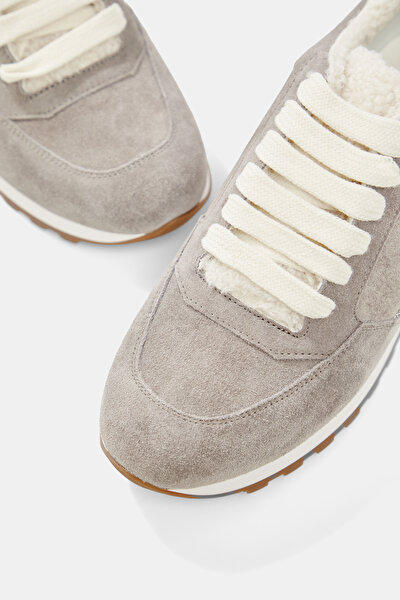 GREY SUEDE SNEAKER 4