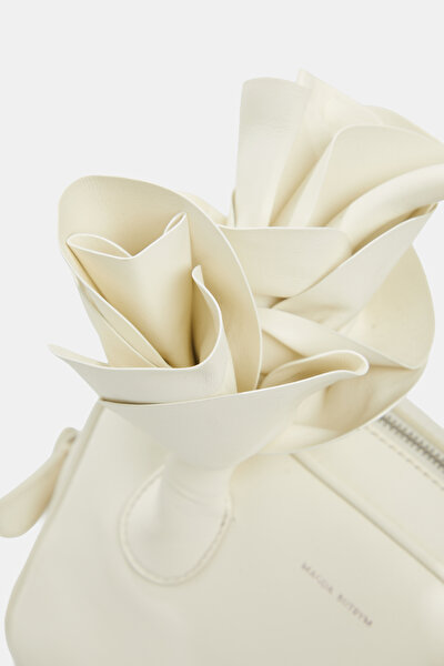 CREAM LEATHER BAG 5