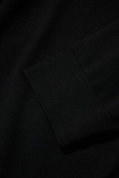 BLACK 1/2 TURTLENECK TRICOT 4