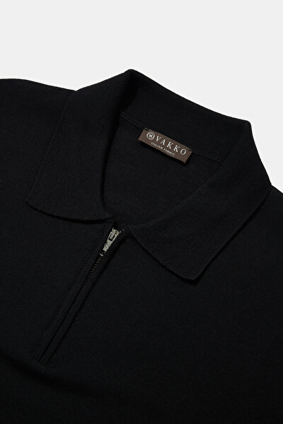 BLACK POLO NECK TRICOT 3