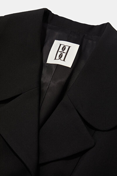 BLACK BUTTONED JACKET 3