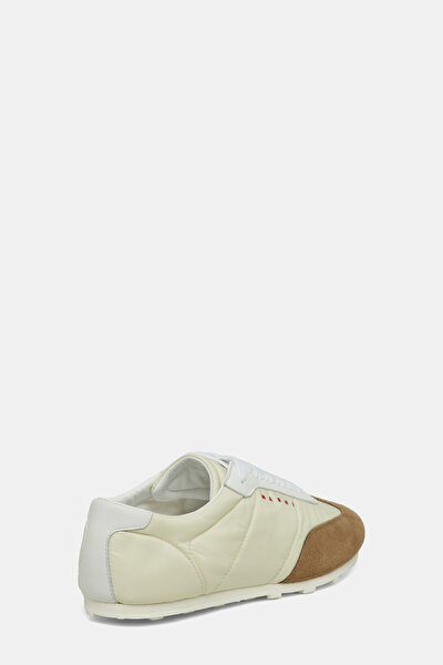 WHITE SHOE 3