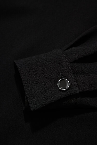 BLACK 1/2 TURTLENECK LONG SLEEVE BLOUSE 4