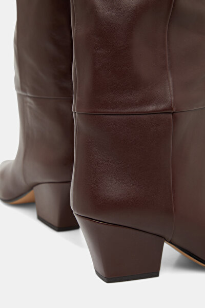 BROWN LEATHER BOOT 5
