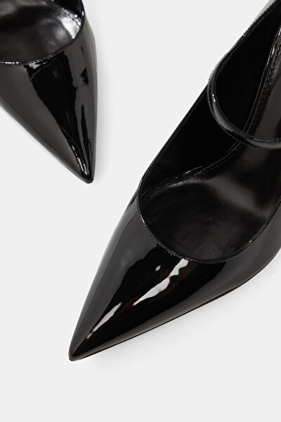 BLACK PATENT LEATHER SHOES 4