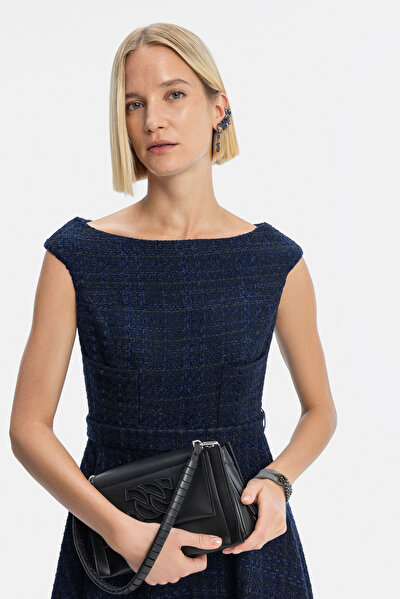 NAVY BLUE SLEEVELESS DRESS 4