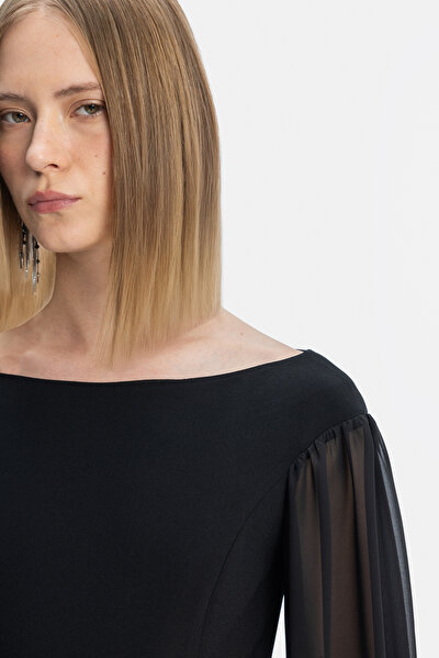 BLACK BOAT NECK LONG SLEEVE JUMPSUIT 4