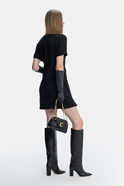 BLACK SHORT SLEEVE ABOVE THE KNEE DRESS 3