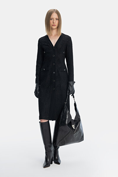 BLACK LONG SLEEVE BELOW THE KNEE DRESS 5