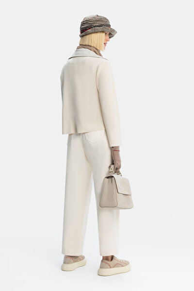 BEIGE JACKET 5
