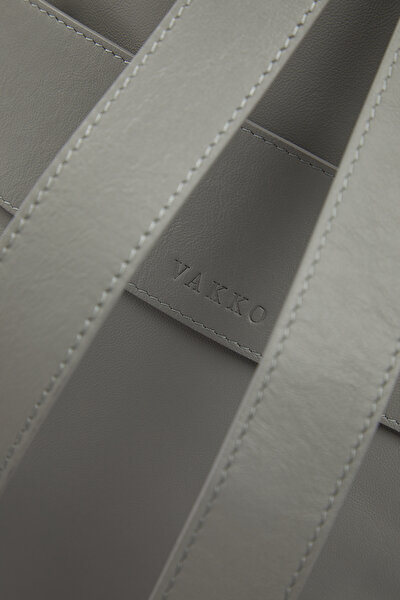 LIGHT GREY LEATHER BAG 4