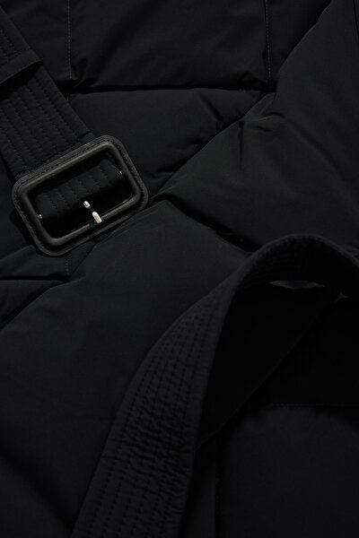 BLACK COAT 4