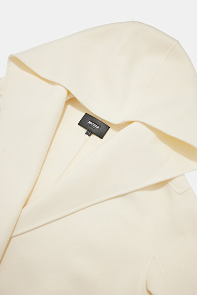 CREAM REEFER JACKET 3
