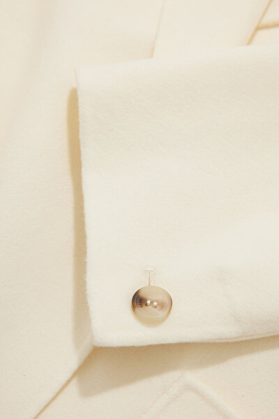 CREAM REEFER JACKET 5
