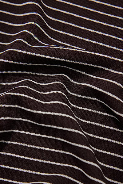 STONE COLOR BASIC / ROUND NECKLINE SHORT SLEEVE TSHIRT 4