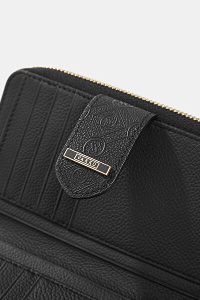 BLACK MONOGRAM WALLET 5