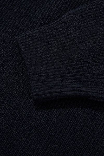 NAVY BLUE POLO NECK TRICOT 4