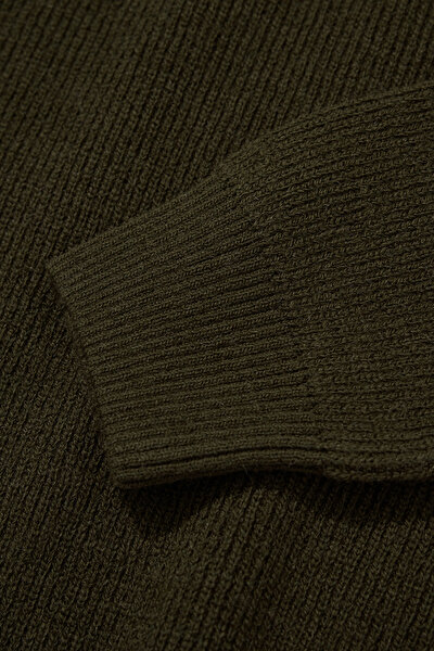 GREEN POLO NECK TRICOT 4