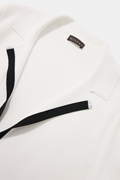 BLACK V NECK JACKET 9