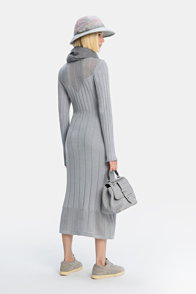 LIGHT GREY LONG SLEEVE DRESS 3