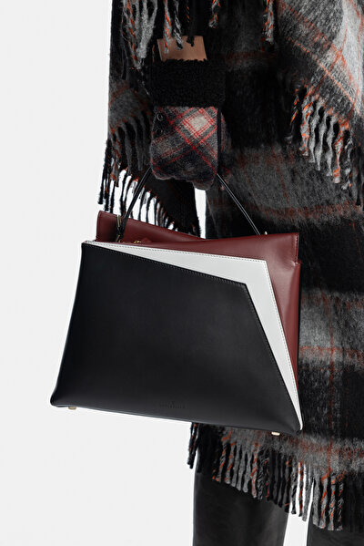 BRICK PONCHO 5